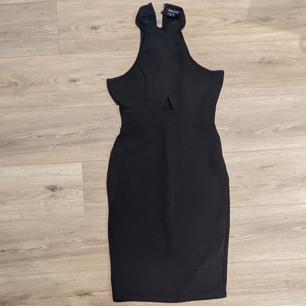 Hot little black dress